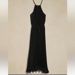 Banana Republic ~ Halter Pleated Maxi Dress